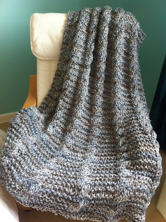 Chunky Knit Blanket Pattern | A Knitting Blog